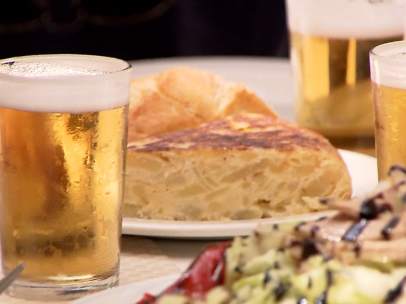 Cervezas y tapas