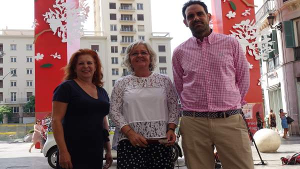 Teresa Porras en la presentación de actividades de la Feria en el Centro Teresa Porras en la presentación de actividades de la Feria en el Centro