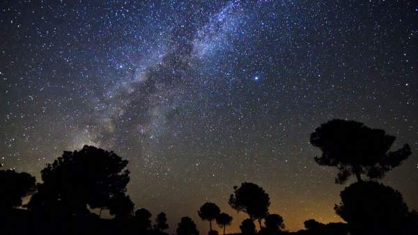 La Diputación de Huelva promueve el Turismo Astronómico. La Diputación de Huelva promueve el Turismo Astronómico.
