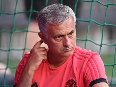 Jose Mourinho, en un entrenamiento con el Manchester United.