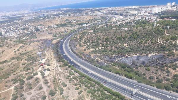 Carretera A7 Málaga uincendio torremolinos tráfico coches autovia Carretera A7 Málaga uincendio torremolinos tráfico coches autovia