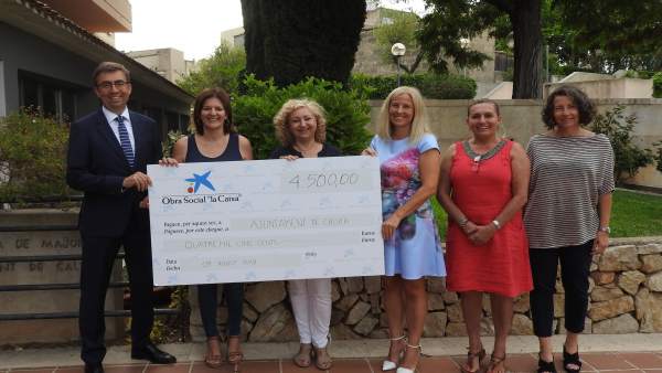 Donación de Obra Social 'laCaixa' a la Llar de Calvià Donación de Obra Social 'laCaixa' a la Llar de Calvià
