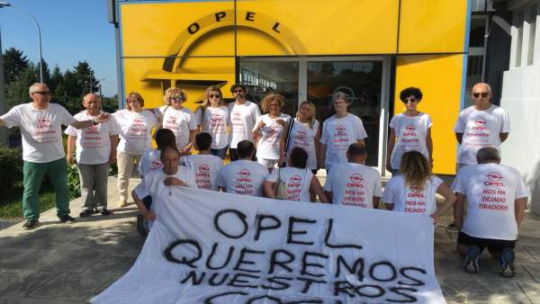 Protesta por la falta de entrega de los vehículos Protesta por la falta de entrega de los vehículos