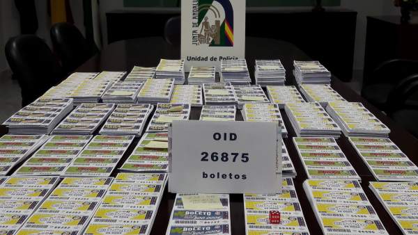 Boletos de lotería ilegal intervenidos Boletos de lotería ilegal intervenidos