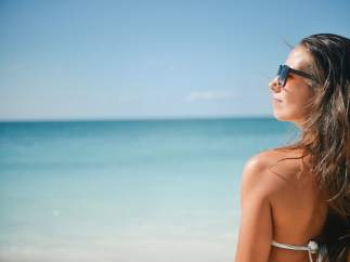 Aftersun o crema hidratante: ¿cuál es mejor para cuidar la piel después del sol?