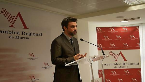 El diputado del PSOE, Joaquín López, en la Asamblea El diputado del PSOE, Joaquín López, en la Asamblea
