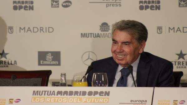 Manolo Santana en los desayunos deportivos de Europa Press Manolo Santana en los desayunos deportivos de Europa Press