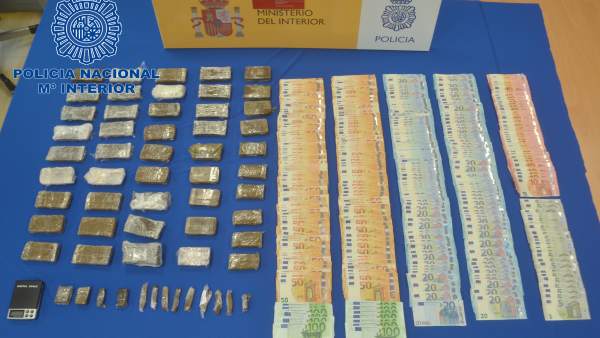 Droga y dinero incautado en Ibiza Droga y dinero incautado en Ibiza