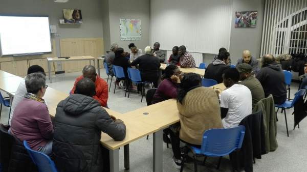 Charlas de sensibilización sobre África Charlas de sensibilización sobre África
