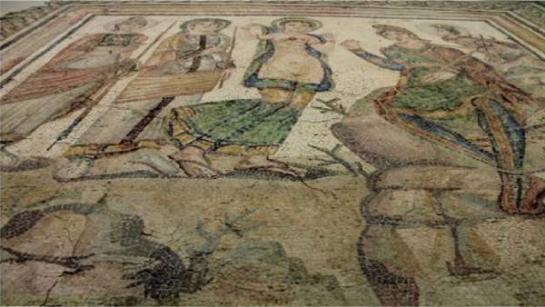 Mosaico romano en Casariche Mosaico romano en Casariche