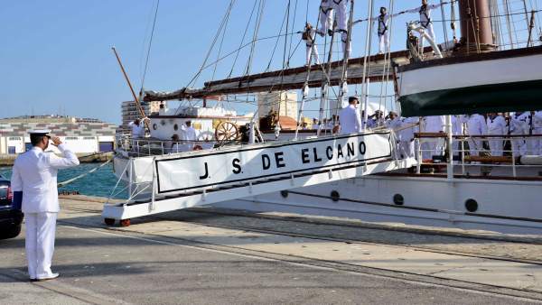 El 'Juan Sebastián Elcano' llega a Cádiz El 'Juan Sebastián Elcano' llega a Cádiz
