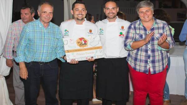 Eduvías Abreu Regalado gana el X Encuentro Regional de Cocineros Canarios Eduvías Abreu Regalado gana el X Encuentro Regional de Cocineros Canarios