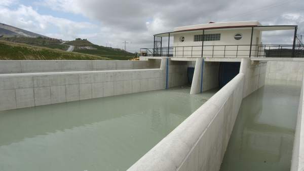 Canal De Navarra Canal De Navarra