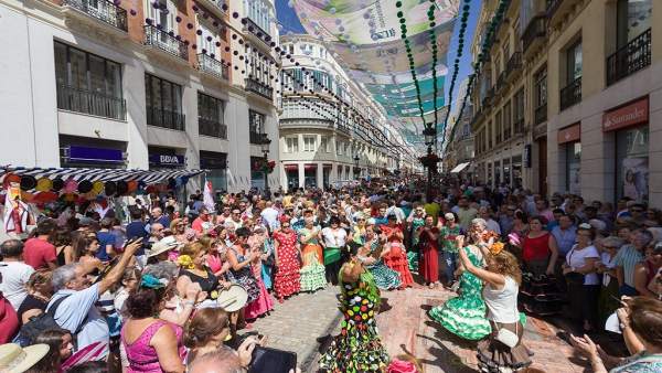 Feria de Málaga baile ocio calle Larios fiesta verano turismo turistas Feria de Málaga baile ocio calle Larios fiesta verano turismo turistas