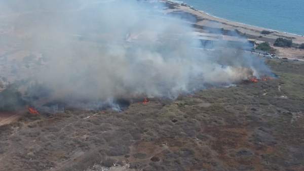 Incendio en un paraje del Río Andarax. Incendio en un paraje del Río Andarax.