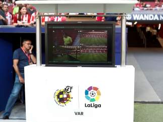VAR