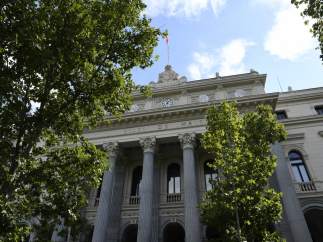 Fachada de la Bolsa de Madrid