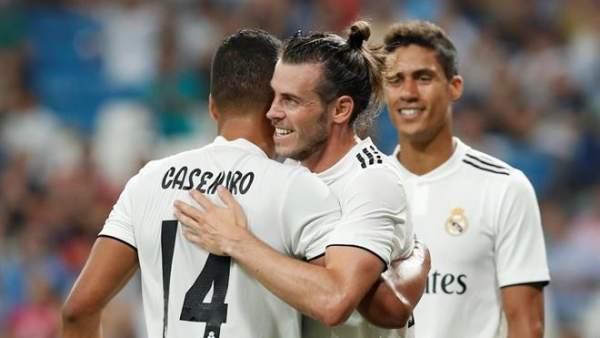 Gareth Bale celebra un tanto con la camiseta del Real Madrid. Gareth Bale celebra un tanto con la camiseta del Real Madrid.