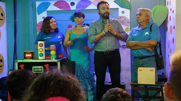Raúl Jiménez y Ruth Sarabia Raúl Jiménez y Ruth Sarabia