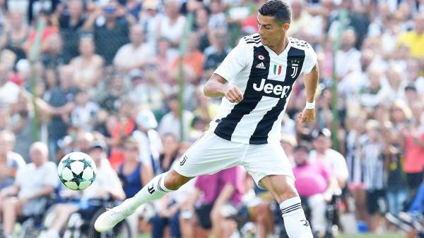 Cristiano Ronaldo Cristiano Ronaldo
