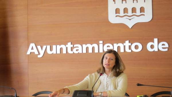 La concejala San Martín durante su comparecencia. La concejala San Martín durante su comparecencia.