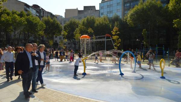 Jesús Vázquez Abad y José Manuel Baltar inauguran un parque en Ourense Jesús Vázquez Abad y José Manuel Baltar inauguran un parque en Ourense