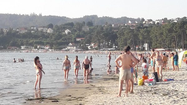 Playa abarrotada Playa abarrotada