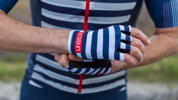 Maillot dedicado a Málaga de Santini para La Vuelta a España 2018 Maillot dedicado a Málaga de Santini para La Vuelta a España 2018