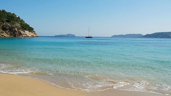 Cala San Vicente de Ibiza. Cala San Vicente de Ibiza.