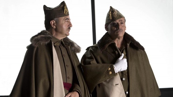 Santi Prego y Eduard Fernández en el rodaje de 'Mientras dure la guerra'. Santi Prego y Eduard Fernández en el rodaje de 'Mientras dure la guerra'.