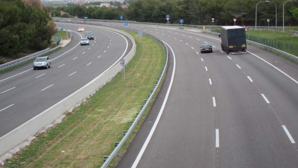 Carretera, autopista, tráfico, operación salida, retorno