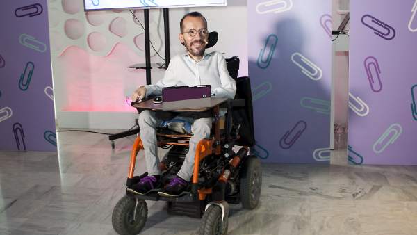 Pablo Echenique. Pablo Echenique.