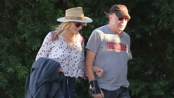 Neil Young Daryl Hannah Neil Young Daryl Hannah
