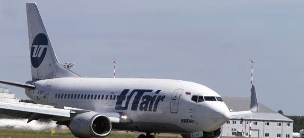 Un avión Boeing 737 de la compañía rusa Utair