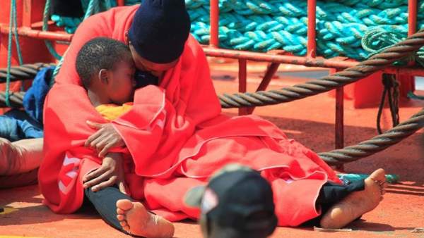 Inmigrantes rescatados en el Estrecho Inmigrantes rescatados en el Estrecho
