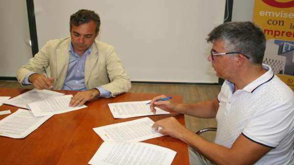 El Gerente De Esta Empresa Municipal, Felipe Castro El Gerente De Esta Empresa Municipal, Felipe Castro