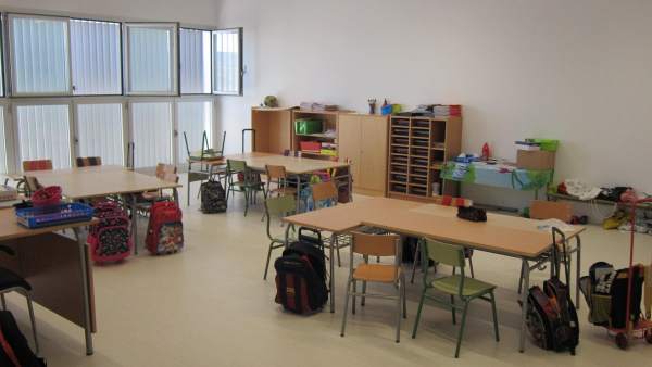 Aula De Un Colegio De Infantil Y Primaria Aula De Un Colegio De Infantil Y Primaria