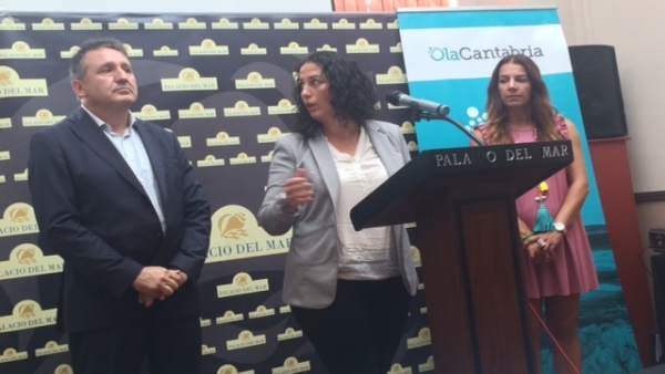 Juan Ramón Carrancio y Cora Vielva en rueda de prensa Juan Ramón Carrancio y Cora Vielva en rueda de prensa