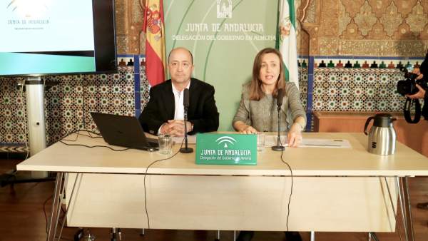 Francisca Fernández informa sobre el proceso de escolarización en Infantil Francisca Fernández informa sobre el proceso de escolarización en Infantil