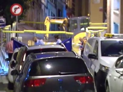 Muere una mujer empujada desde un balcón