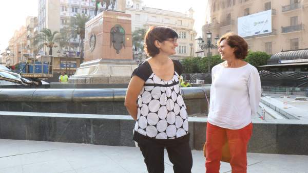 Visita a la fuente de la Plaza de las Tendillas Visita a la fuente de la Plaza de las Tendillas