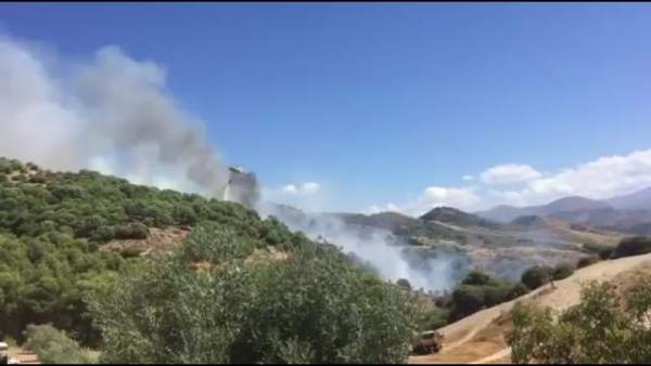 Incendio en el Cerro de San Miguel Incendio en el Cerro de San Miguel