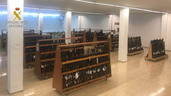 Subasta de armas Subasta de armas
