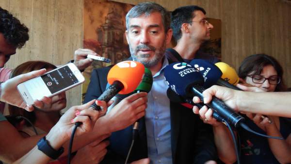 Fernando Clavijo atiende a los medios Fernando Clavijo atiende a los medios