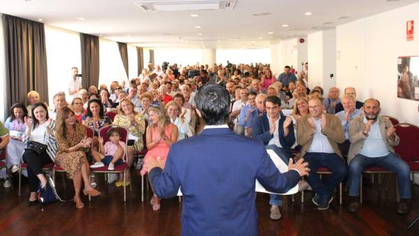 Rey Varela anuncia que será candidato del PP en Ferrol Rey Varela anuncia que será candidato del PP en Ferrol