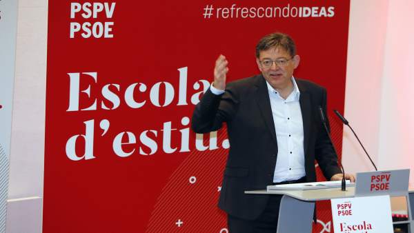 Ximo Puig en la clausura de l'Escola d'Estiu de Alicante Ximo Puig en la clausura de l'Escola d'Estiu de Alicante