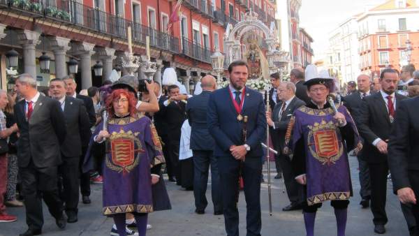Oscar Puente en la Procesión de la Virgen de San Lorenzo 8-9-2018 Oscar Puente en la Procesión de la Virgen de San Lorenzo 8-9-2018