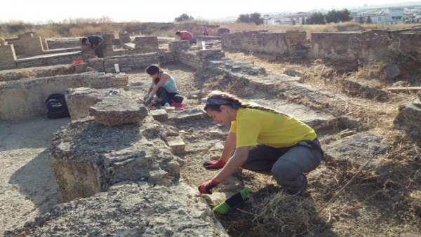 Excavaciones En La Casa De La Cañada Honda De Itálica De Santipoce Excavaciones En La Casa De La Cañada Honda De Itálica De Santipoce