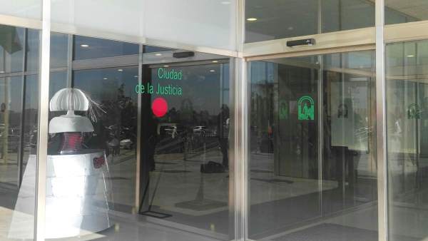 Ciudad de la Justicia. Fachada Ciudad de la Justicia. Fachada