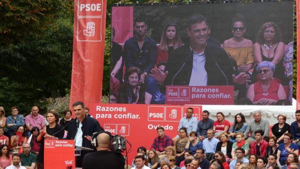 Pedro Sánchez en Oviedo Pedro Sánchez en Oviedo
